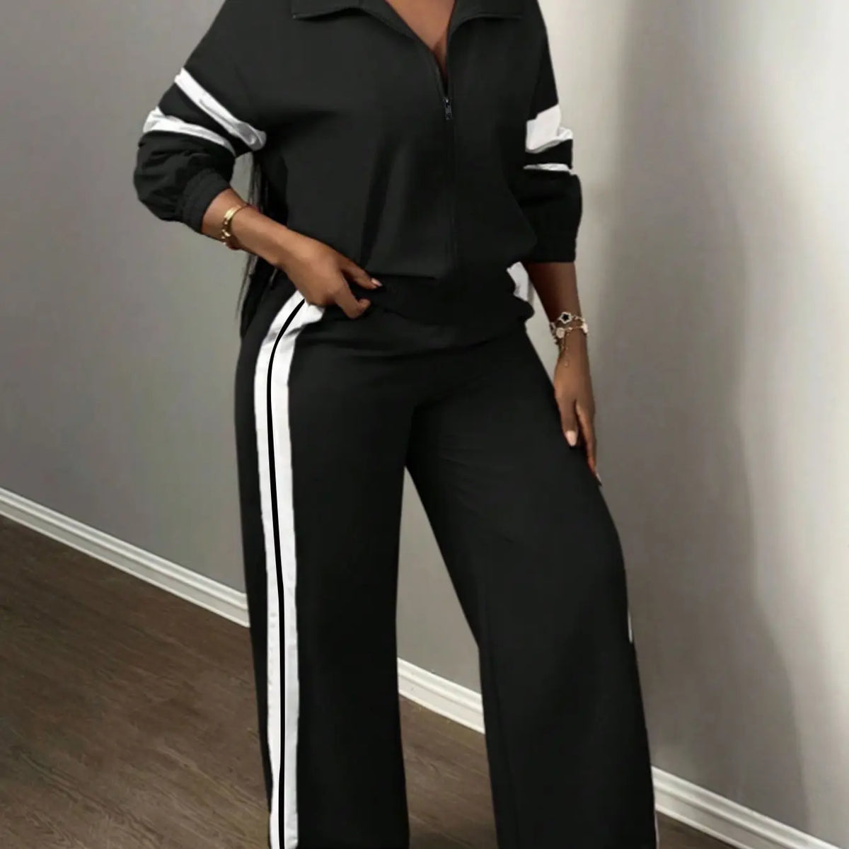 💚Women’s Two-Piece Sporty Set—Green Zipper Jacket M