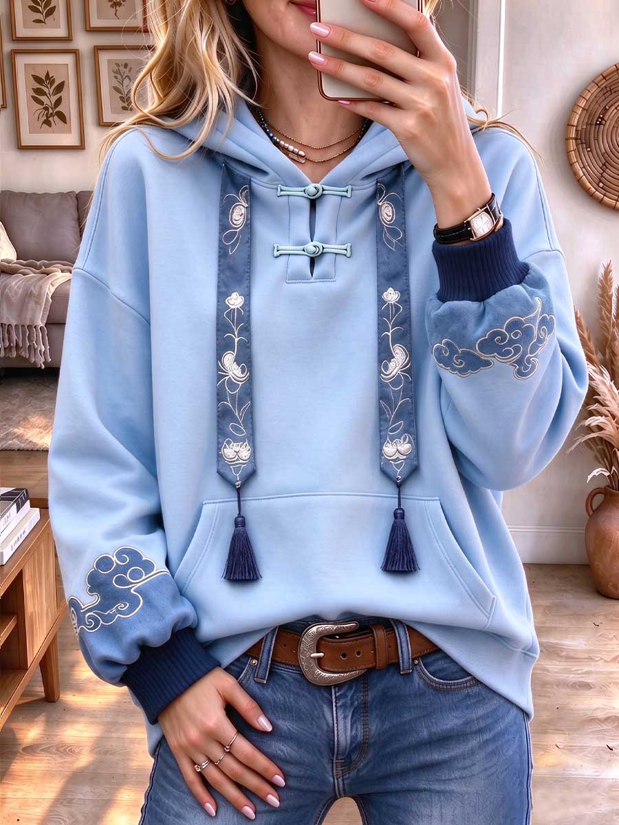 💝💝Light Blue Pullover Hoodie With Vintage Embroidery And Tassels